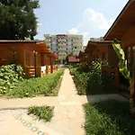 Sevkibey فندق ألانيا